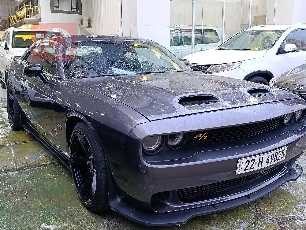 Dodge Challenger